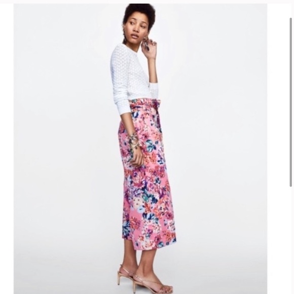 Floral Paperbag Waist Culottes Size XS - Picture 2 of 8